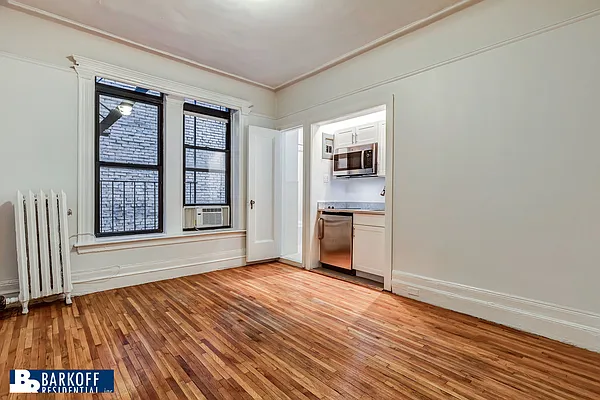 Rented by Barkoff Residential  | media 23