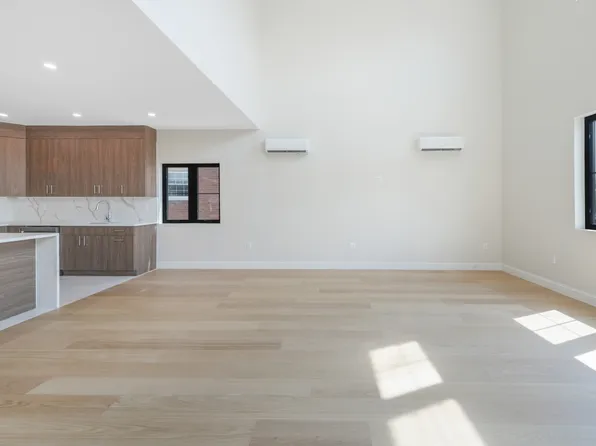 75-31 175th Street image 5 of 23