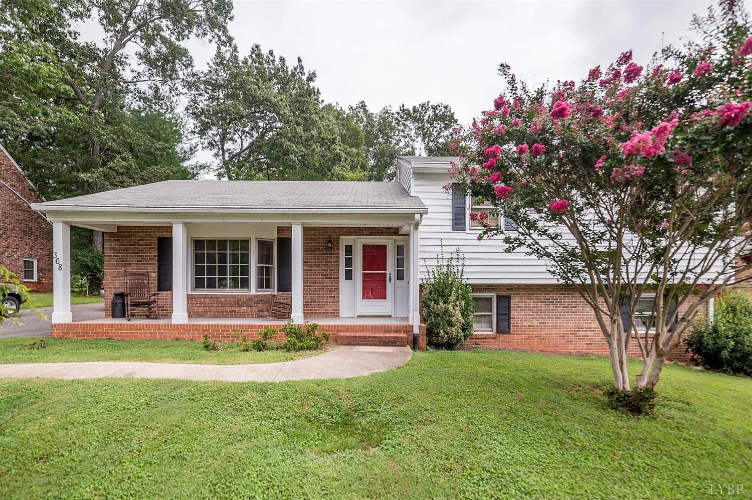 368 Baldwin Cir photo 1