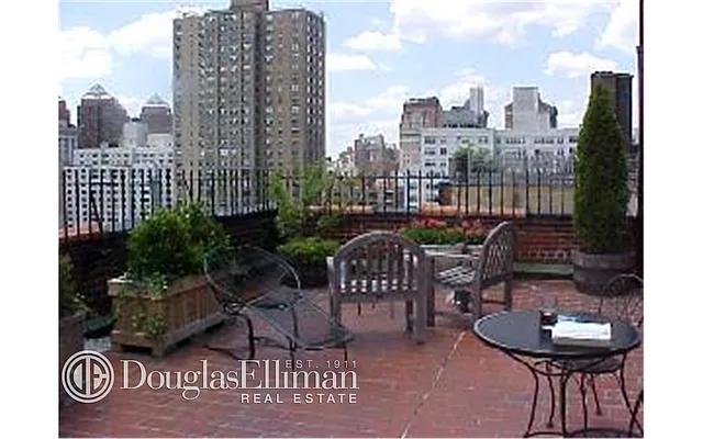 Sold by Douglas Elliman | media 17