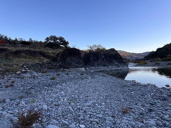 4th image of 31975 Mendocino Pass Road