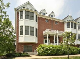 861 S Park Trail Dr #9, Carmel, IN 46032