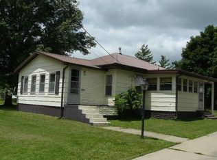 205 E Short St, Centerville, IA 52544