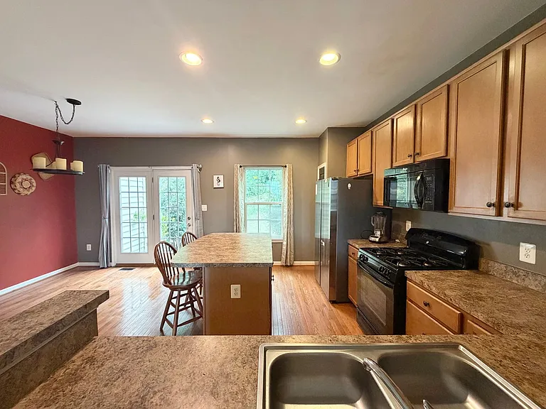 1995 Asheville Dr — Photo 12