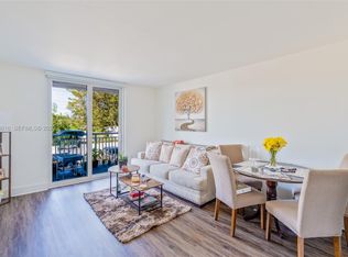 1251 NE 108th St APT 216, Miami, FL 33161