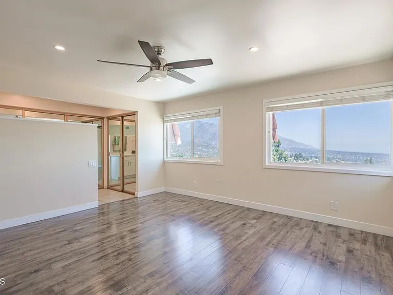 738 Galaxy Heights Dr — Photo 16