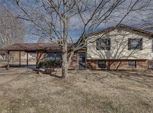 501 Walter St, Farmington, MO 63640