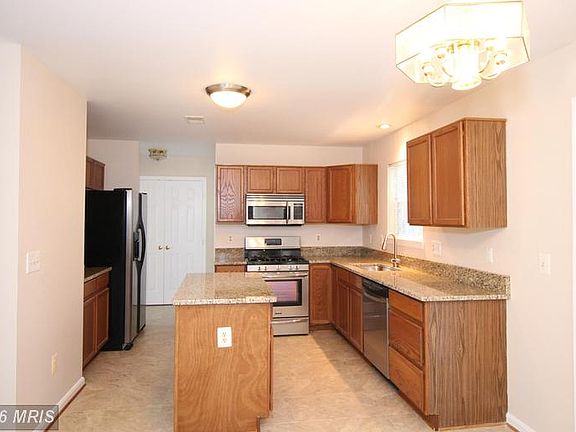 4th image of 4913 Frishman Ct
