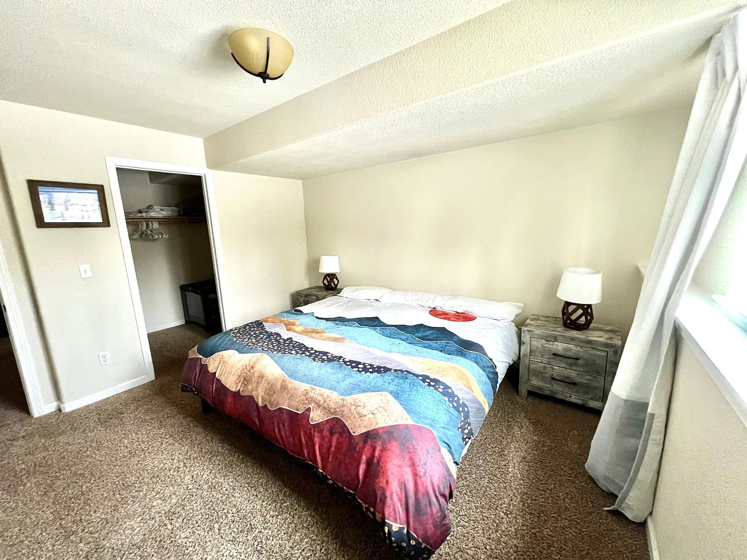2 bed, 1.5 bath, 1250 sqft, $1,600 — Photo 4