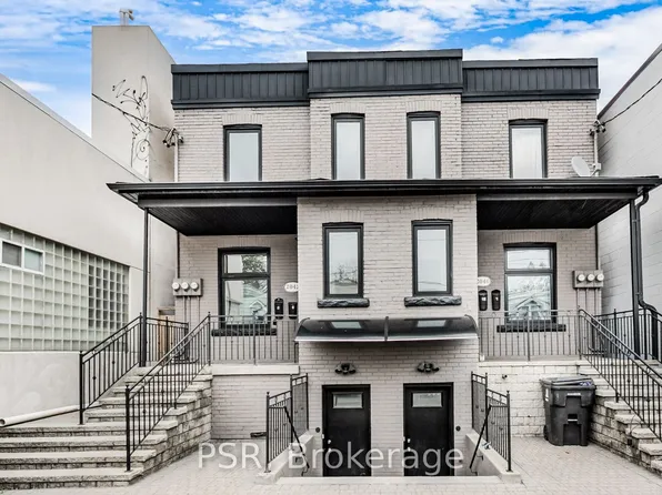 2042 Dundas St W #2, Toronto, ON M6R 1W6