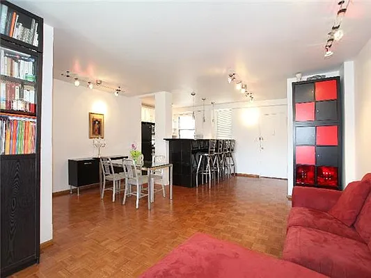 Sold by Exclusive Properties Sotheby's International Realty | media 37