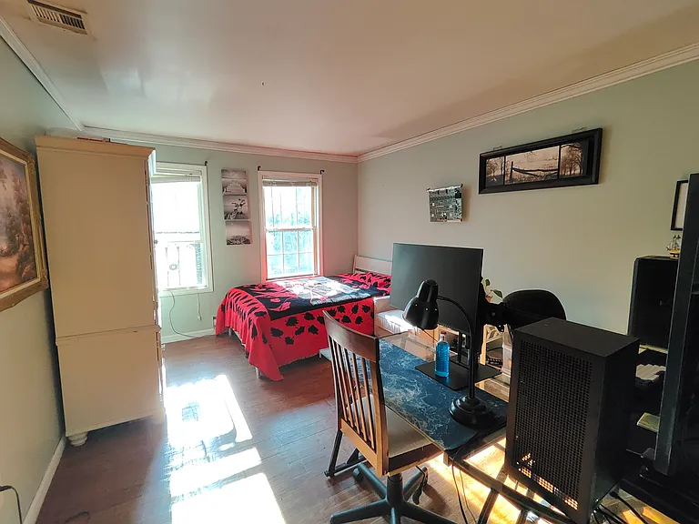 508 Broadway — Photo 30
