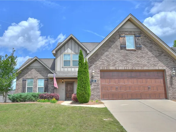 221 Westover St, Auburn, AL 36830