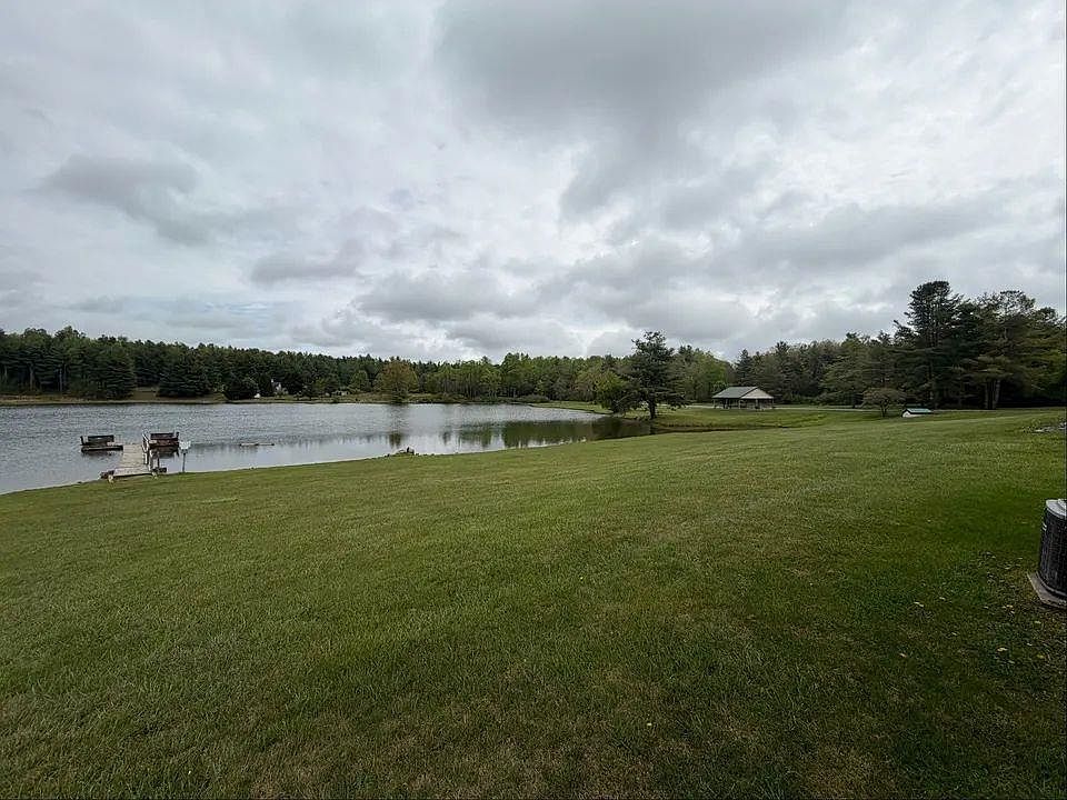 1st image of 0 Pin Oak Ln SE