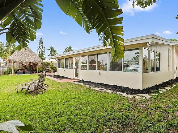 5th image of 2543 Flamingo Lane