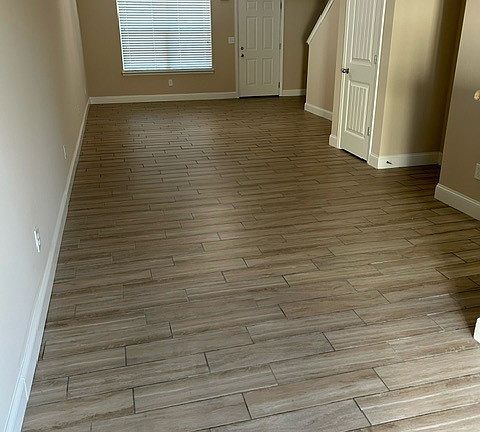 2nd image of 221 Ashley Nicole Ln