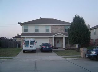 1719 Santa Fe Trl, Krum, TX 76249