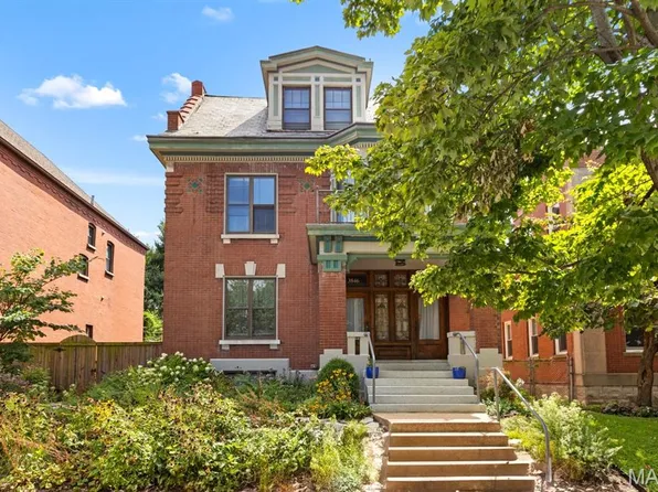 3846 Flad Ave, Saint Louis, MO 63110