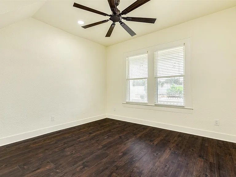 3730 Avenue T — Photo 13