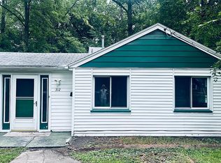 312 Hayes Rd, Toledo, OH 43615