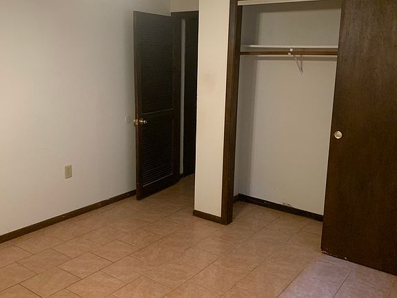 5th image of 1813 E Washington St #1