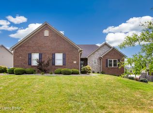 1031 Harbour Ln, Lawrenceburg, KY 40342