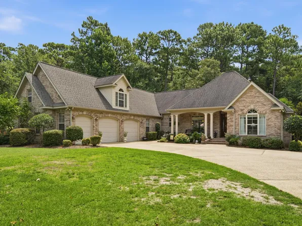 125 Saint Annes Dr, Hattiesburg, MS 39401