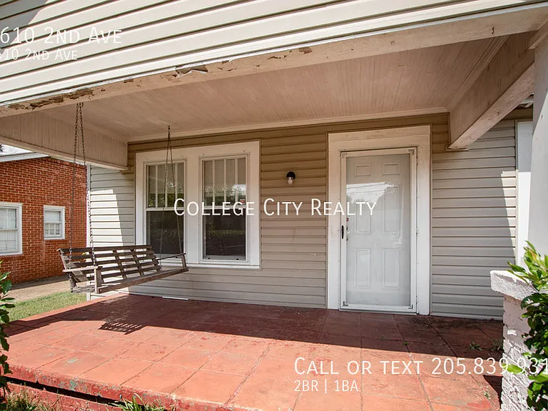 1610 2nd Ave — Photo 3