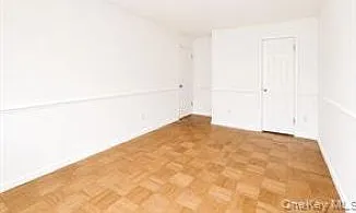 330 Central Park Ave #F8 — Photo 15