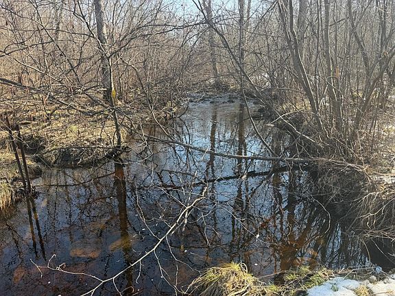 4th image of W11438 Liberty Ln