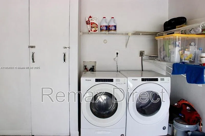 3 bed, 2.0 bath, $2,975 — Photo 4