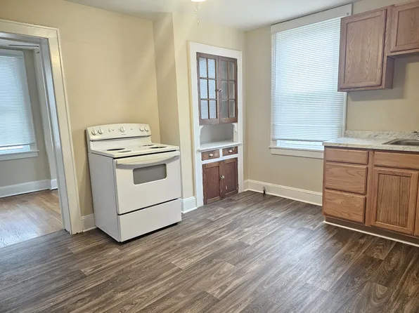 22 Jackson Ave APT 2, Winchester, VA 22601