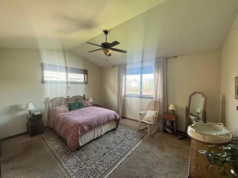 4791 Triumph St — Photo 7