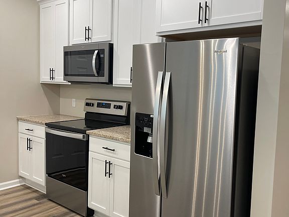 3rd image of 503 Lecounte St