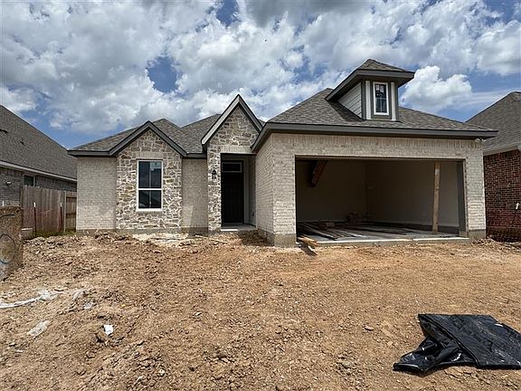 3rd image of 6205 Rockford Dr