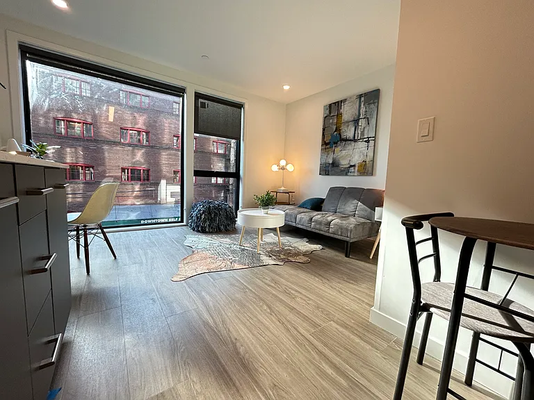 DOCK 59 APARTMENTS — Photo 10