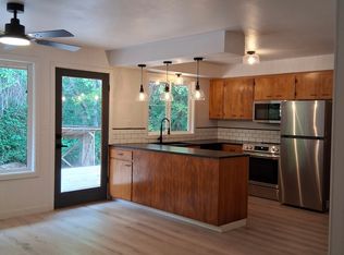 811 Hyak Way, Fox Island, WA 98333