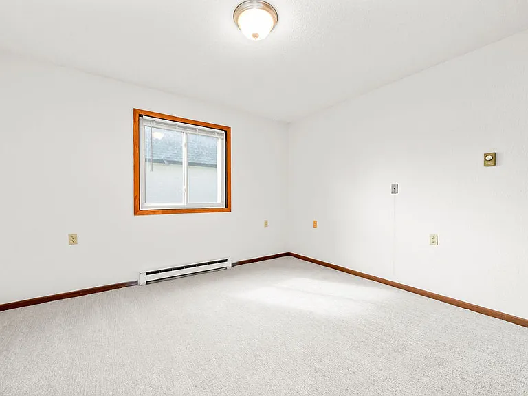Westview Apartments — Photo 6