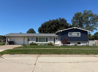 2908 Veronica Dr, Saint Joseph, MI 49085