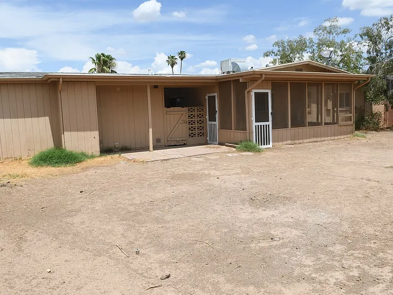 3165 W Altadena Ave — Photo 13