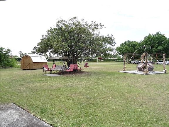 5th image of 441 Bar Ct