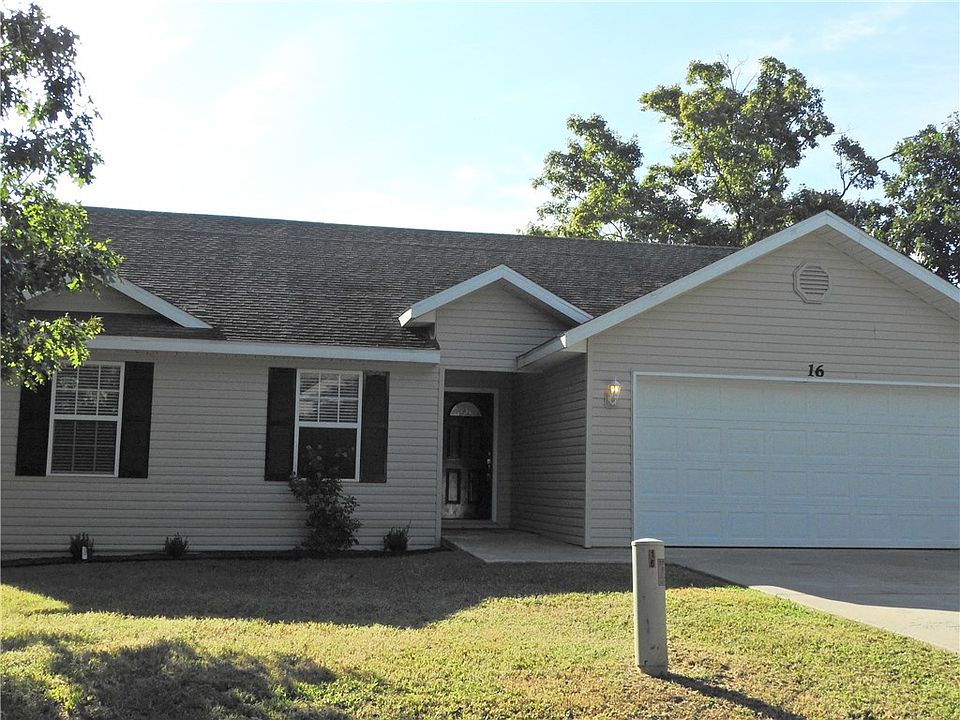 1st image of 16 Cherhill Dr