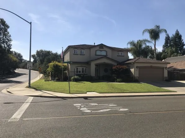 808 Boyd Dr, Oakdale, CA 95361