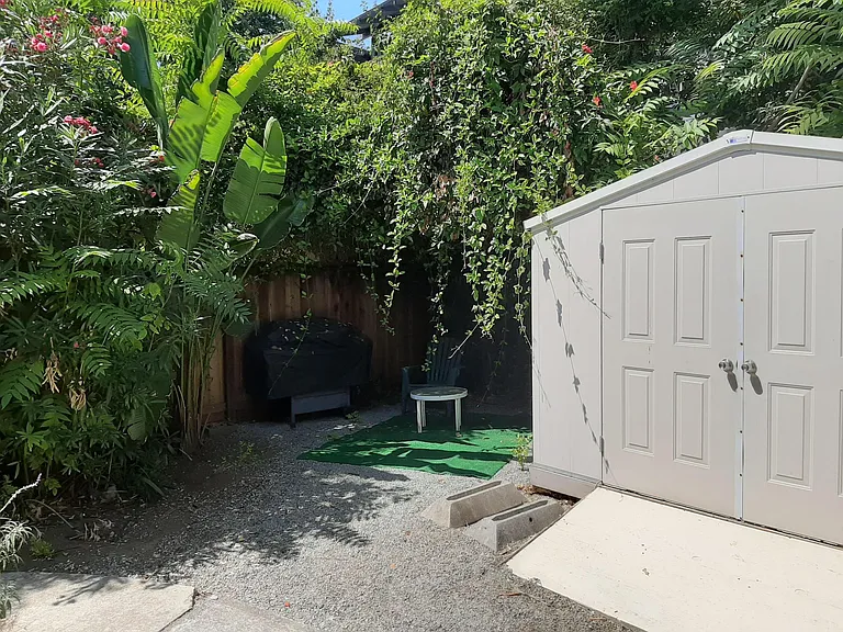 123 Emerson St #B — Photo 6