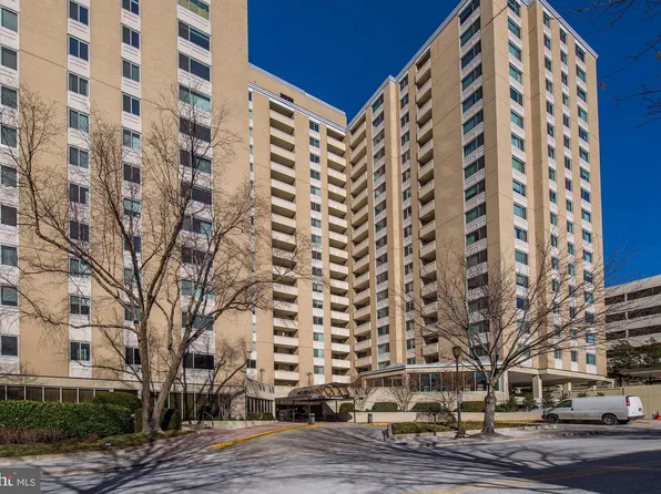 4601 N Park Ave APT 815Q, Chevy Chase, MD 20815