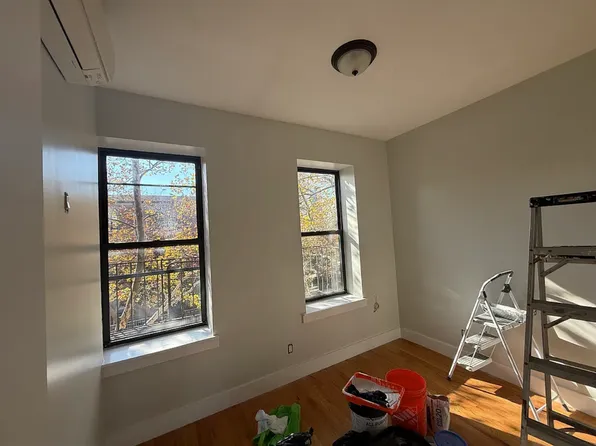 11-09 36th Avenue image 8 of 17