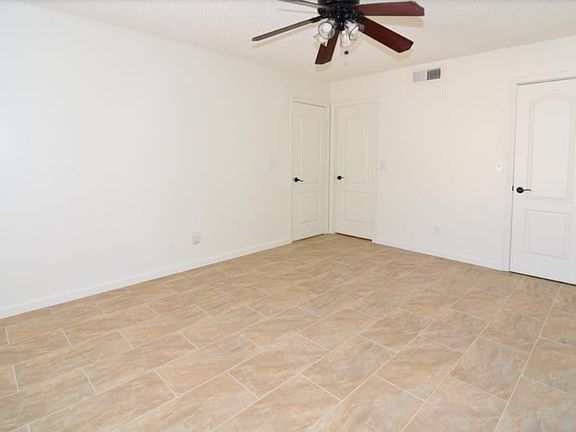 5th image of 8138 W Desert Cove Ave