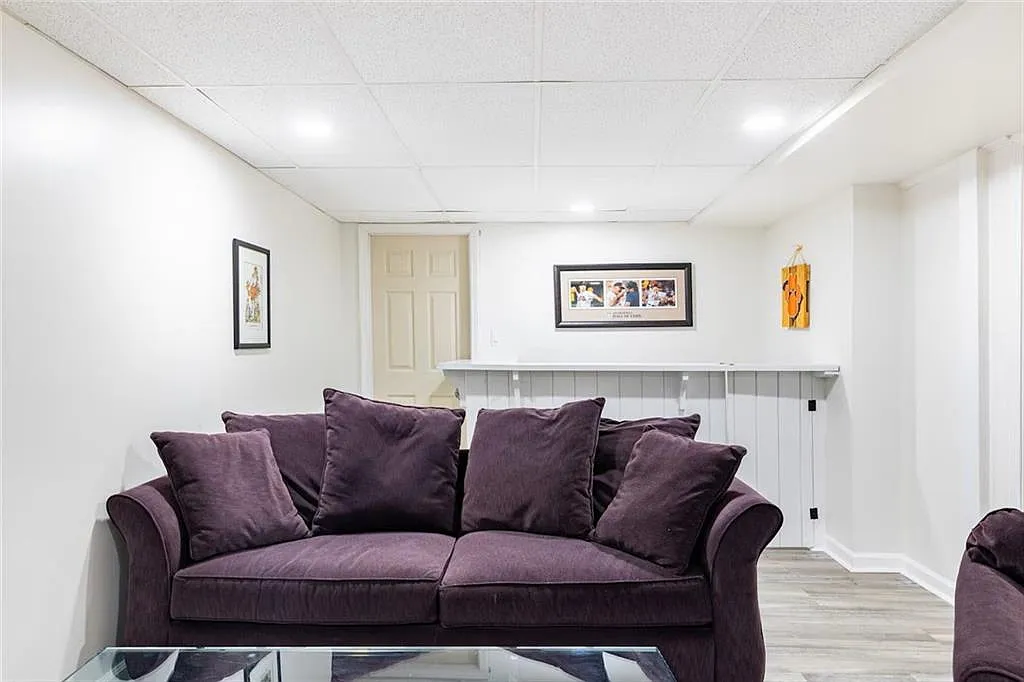 1 bed, 1.0 bath, 1147 sqft, $1,750 — Photo 4