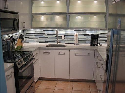 3rd image of 5161 Collins Ave APT 817