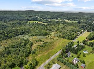 S Stone St, Suffield, CT 06078